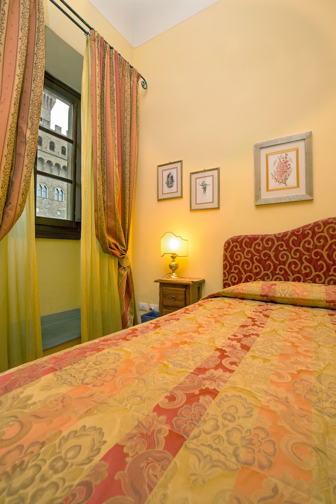 La Casa Del Garbo - Luxury Rooms & Suite,Tuscany>>Florence,3 star
