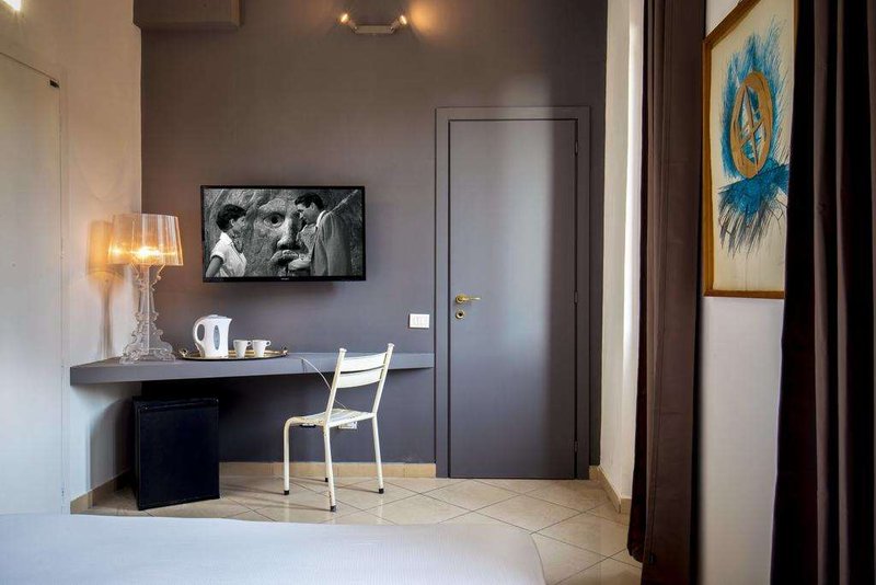 crossroad hotel