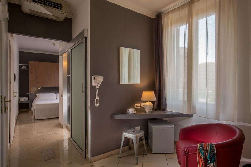 crossroad hotel