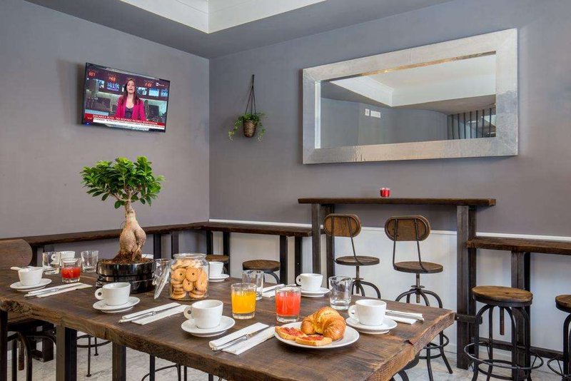 crossroad hotel