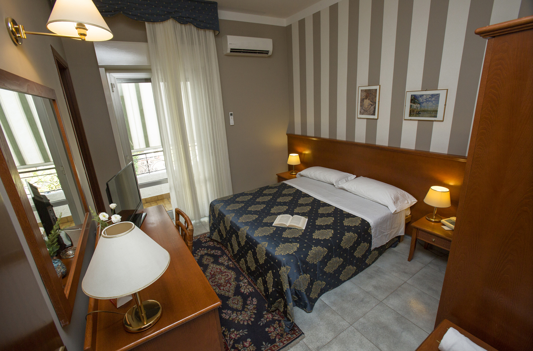 hotel redebora