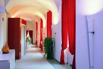 Hotel-Img