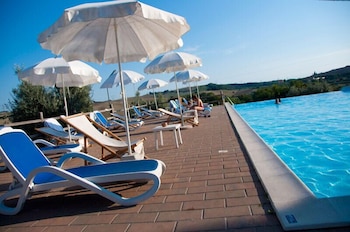 Tenuta La Lupa Country Hotel,Cecina>>Castellina Marittima,3 star