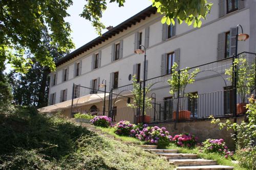 Villa Bregana,Castronno>>Carnago,4 star