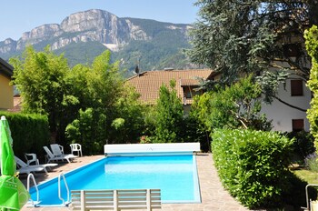 weingarten terlan rooms and breakfast