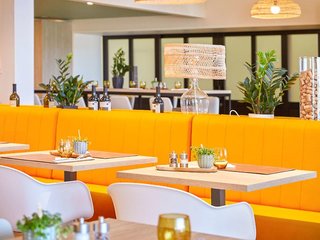 ibis la roche sur yon