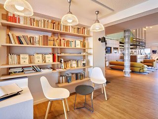 ibis la roche sur yon