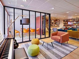 ibis la roche sur yon