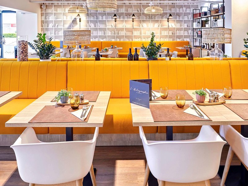 ibis la roche sur yon