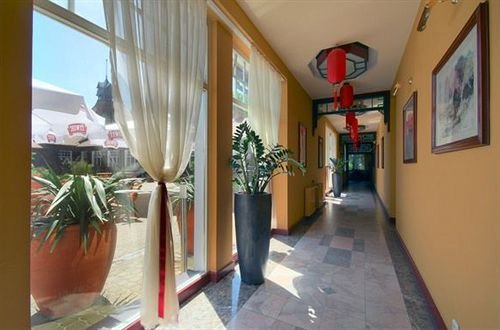 zhong hua hotel chinski