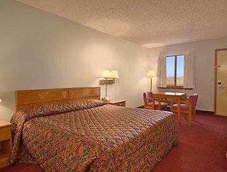 Cactus Inn & Suites,Mountain Grove>>Cabool,3 star