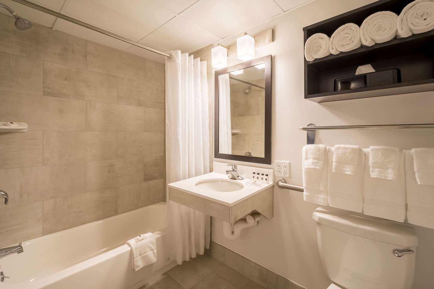 country inn and suites by radisson rochester pittsford brighton ny