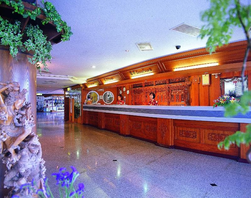Yawan Spa Hotel,Near Jhiben Hot Spring,3 star