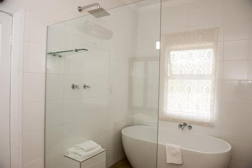 acorn guest house