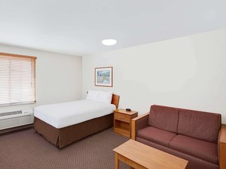 woodspring suites houston westchase