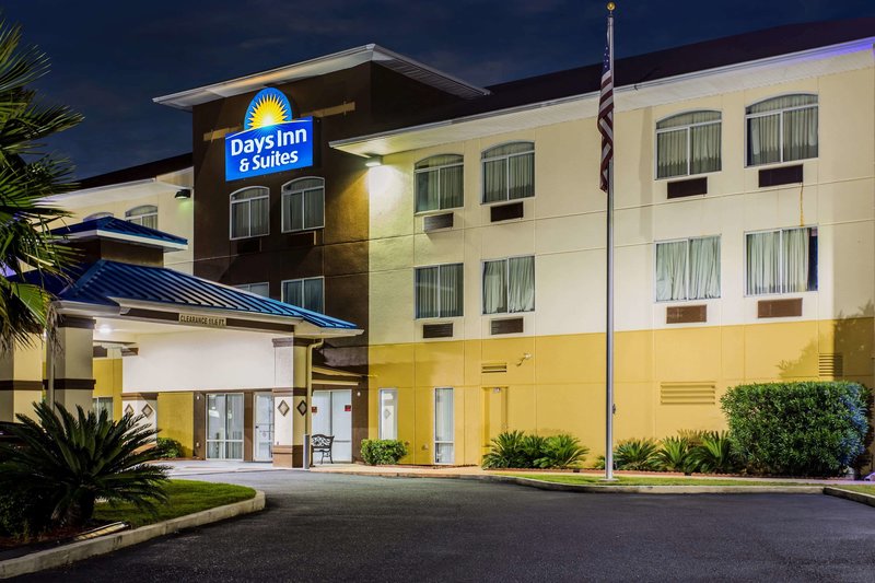 Sleep Inn & Suites