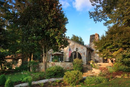 Chanticleer Inn Bed & Breakfast,Dalton>>Chattanooga,3 star