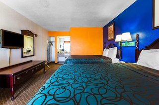 Econo Lodge Inn & Suites,Dublin>>Bibb County,2 star