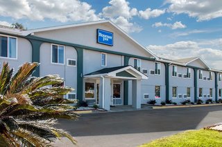 Days Inn By Wyndham Savannah Gateway I-95,Near Savannah Festival Outlet Center,2 star