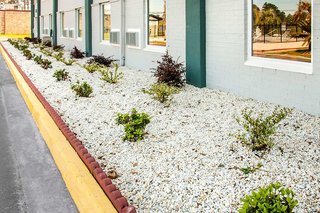 Days Inn By Wyndham Savannah Gateway I-95,Near Savannah Festival Outlet Center,2 star