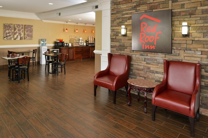 red roof inn dalton
