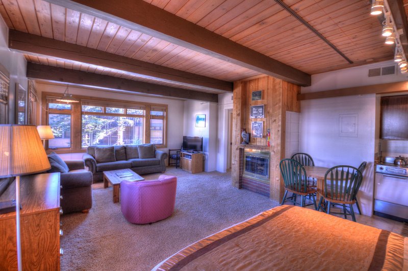 aspenwood coraltree residence collection