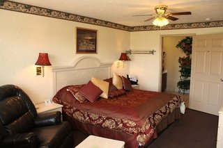 Country Hearth Inn & Suites Union City,Memphis>>Martin,2.5 star