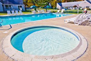 Brewster Green Resort,Brewster>>Barnstable,3 star