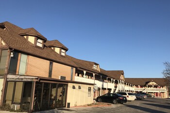 carthage inn