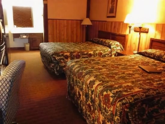 carthage inn