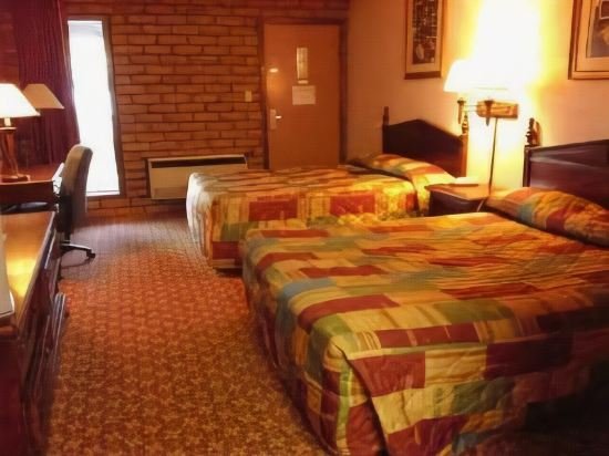 carthage inn