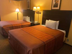 carthage inn