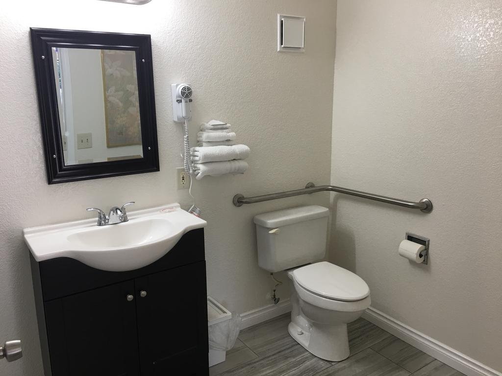 Belfair Motel,Bremerton>>Belfair,2 star