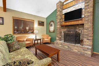 americinn by wyndham west bend