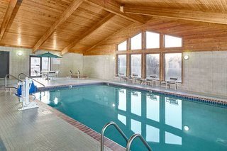 Americinn By Wyndham Burlington,Lake Geneva>>Burlington,2 star