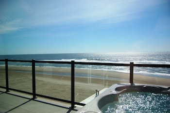 beachfront manor hotel