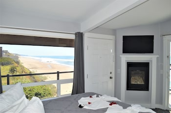 beachfront manor hotel