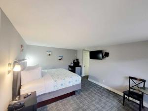 beachfront manor hotel