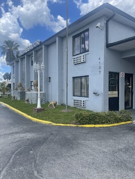 ambassador inn