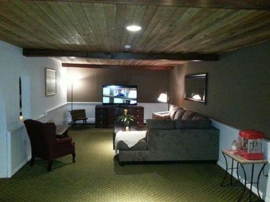 the lodge at bromley