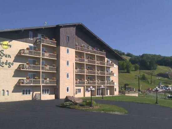 the lodge at bromley