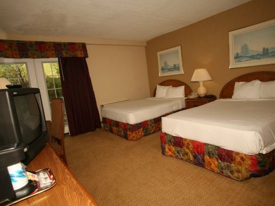 the lodge at bromley