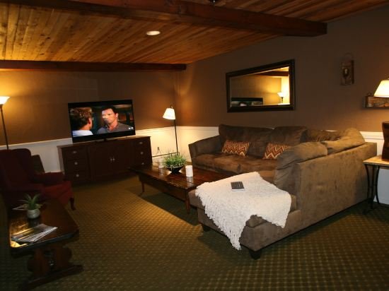 the lodge at bromley