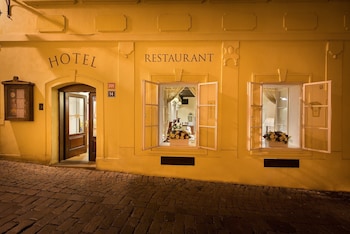 boutique hotel constans