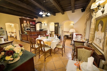 boutique hotel constans