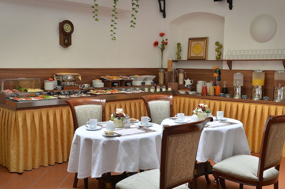 boutique hotel constans