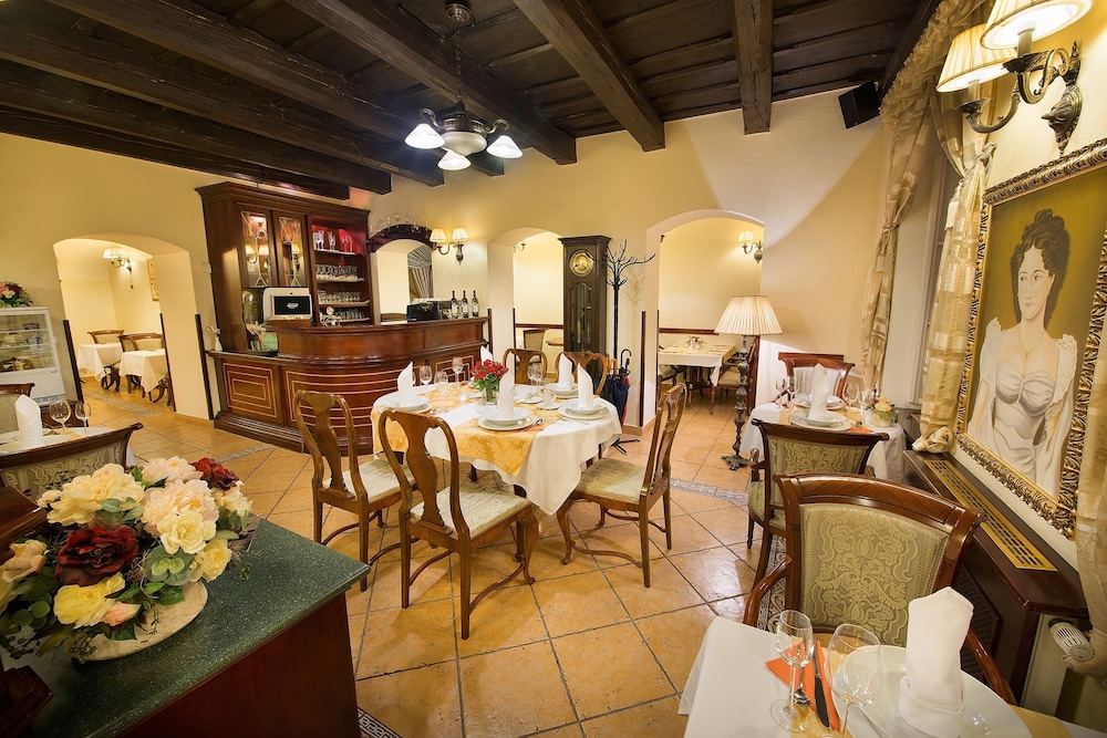boutique hotel constans