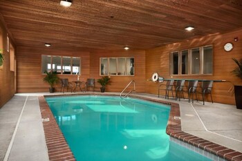 The Hotel Garibaldi,Garibaldi>>Bay City,3 star