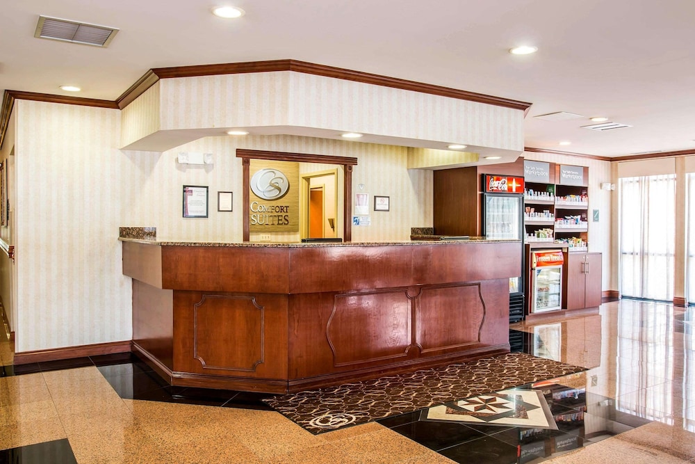 comfort suites canton detroit