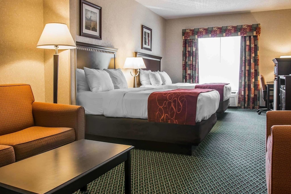 comfort suites canton detroit
